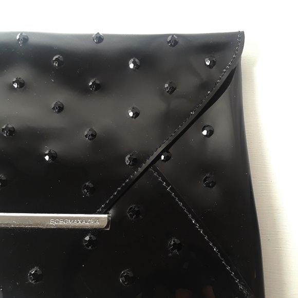 BCBGMAXAZRIA Rhinestone Black Semi Sheer Envelope Clutch NWT - Picture 3 of 13